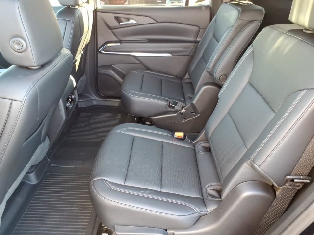 2027 Chevrolet Traverse LT - Photo 9