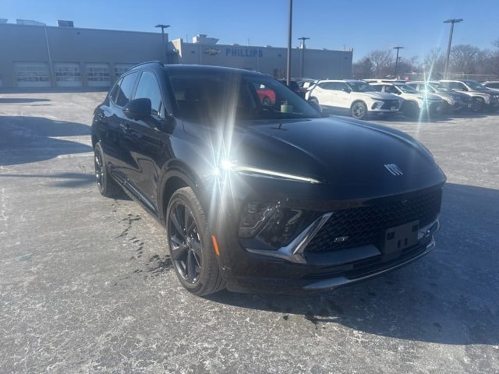 Used 2025 Buick Envision Sport Touring SUV