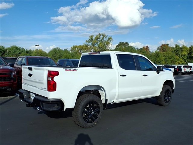 2026 Chevrolet Silverado 1500 Custom Trail Boss photo 3