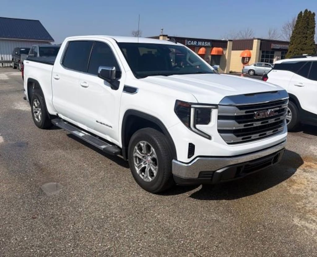 Used 2022 GMC Sierra 1500 SLE Truck