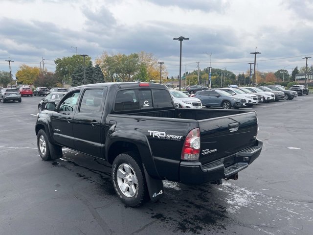 2015 Toyota Tacoma Double Cab V6 photo 2