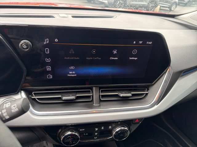 2026 Chevrolet Trax LT - Photo 17