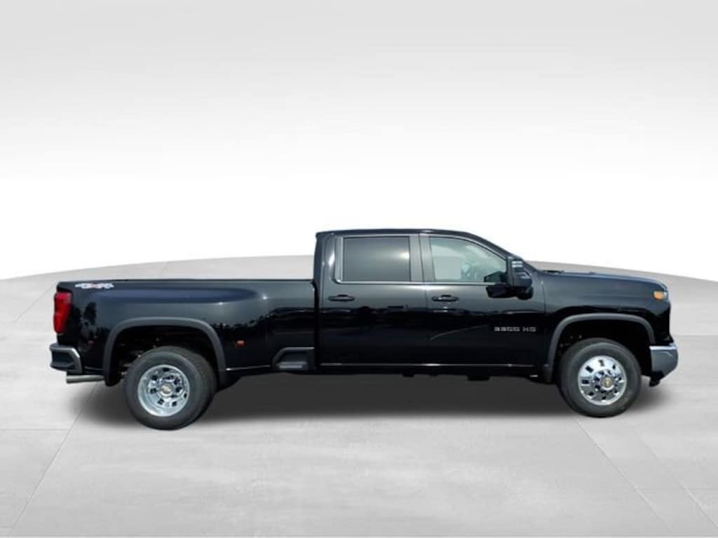 New 2026 Chevrolet Silverado 3500 HD LT DRW Truck