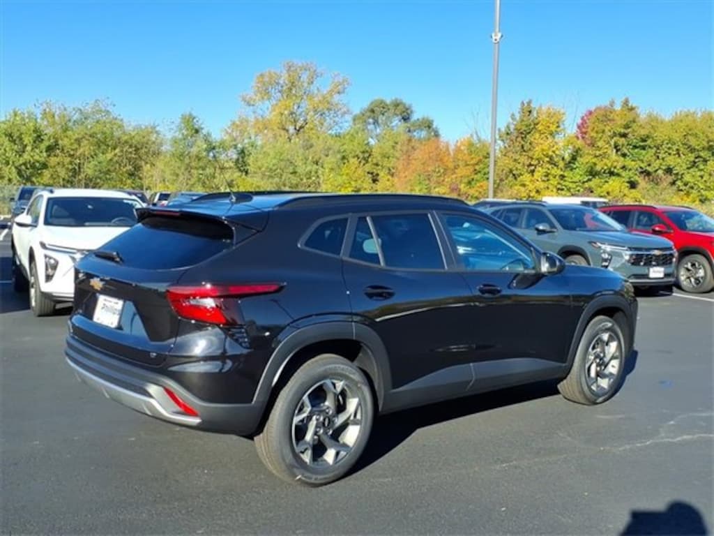 New 2026 Chevrolet Trax LT SUV