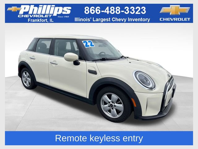 2022 MINI Hardtop Cooper Oxford Edition's photo
