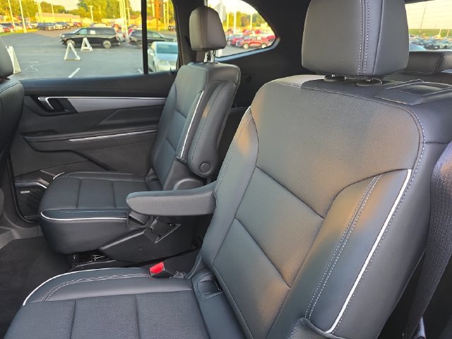 2025 Buick Enclave Preferred - Photo 24