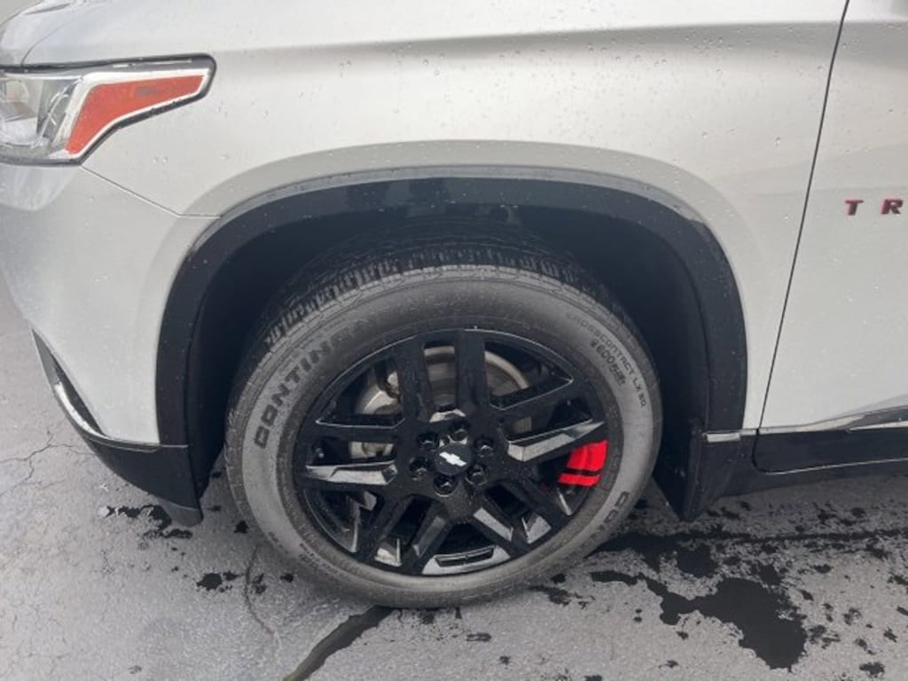 Used 2020 Chevrolet Traverse Premier SUV
