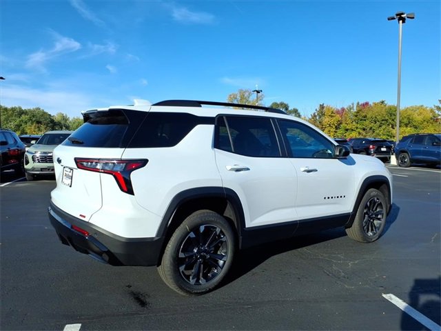 2026 Chevrolet Equinox RS photo 3