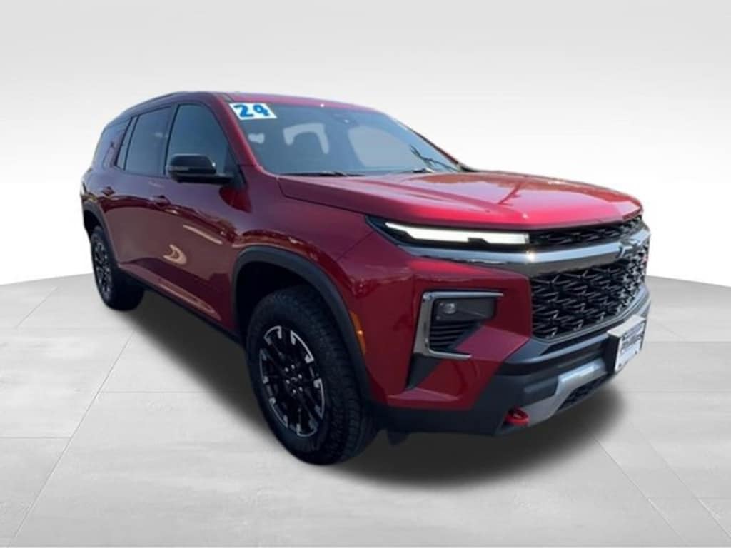 Used 2024 Chevrolet Traverse Z71 SUV