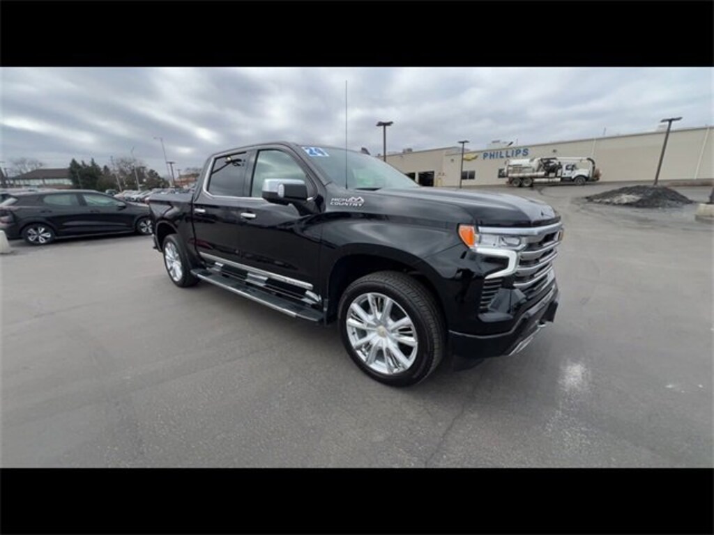 Used 2024 Chevrolet Silverado 1500 High Country Truck