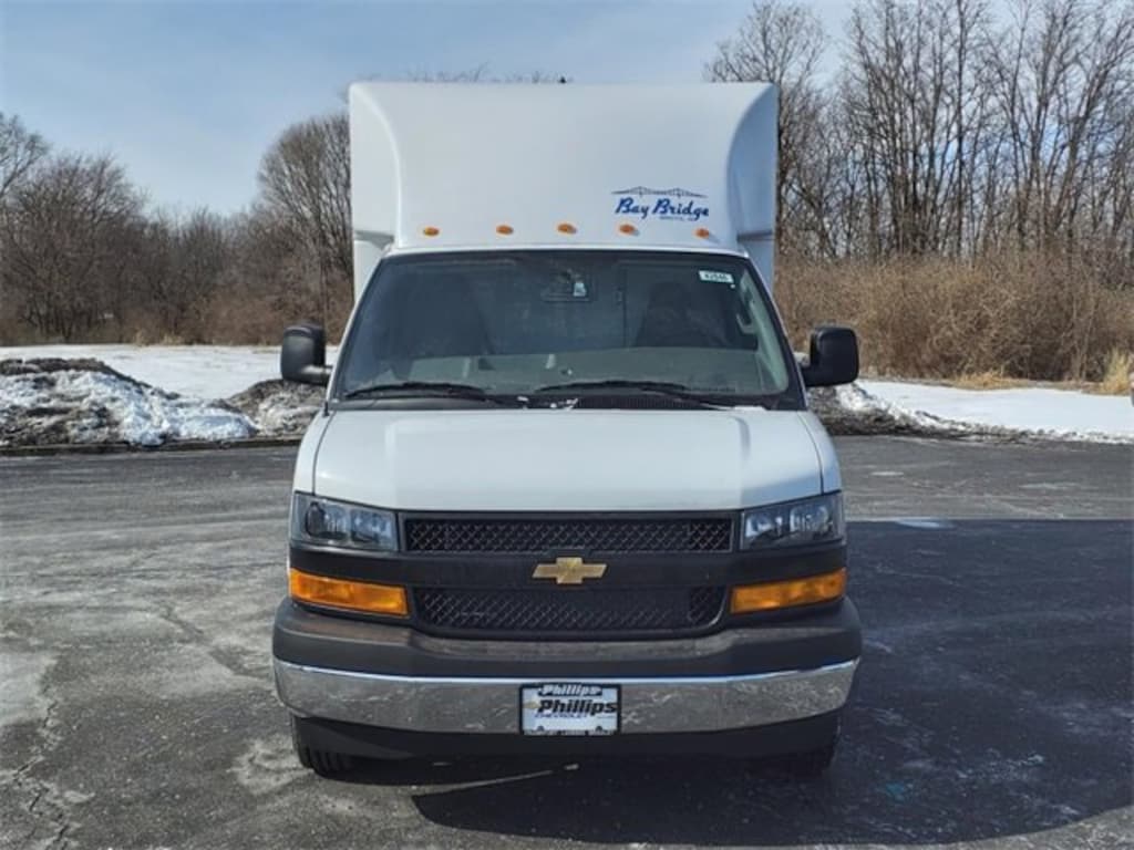 New 2024 Chevrolet Express Cutaway 3500 1WT Cutaway Van