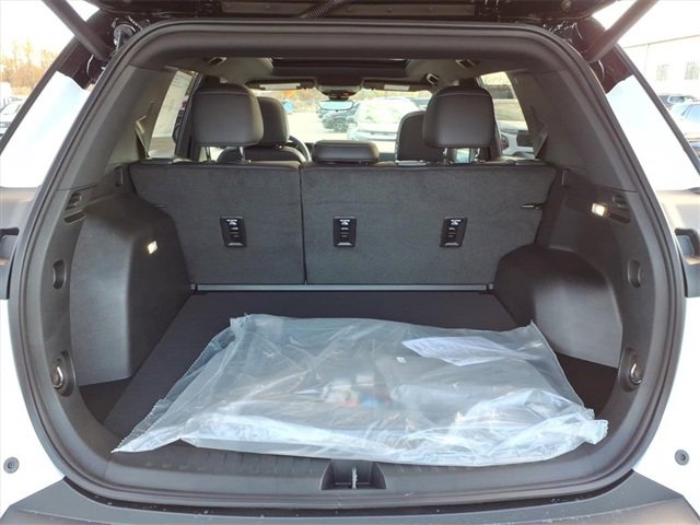 2026 Chevrolet Equinox LT photo 4