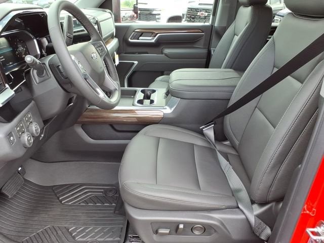 2026 Chevrolet Silverado 2500 HD LT - Photo 6