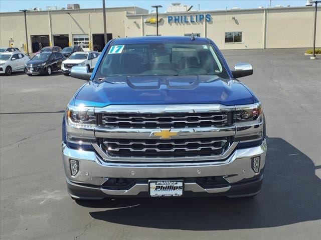 Used 2017 Chevrolet Silverado 1500 LTZ with VIN 3GCUKSEC1HG163452 for sale in Frankfort, IL