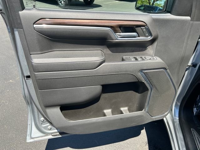 2023 Chevrolet Silverado 1500 LT - Photo 10