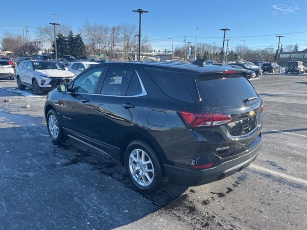 Used 2024 Chevrolet Equinox LT SUV