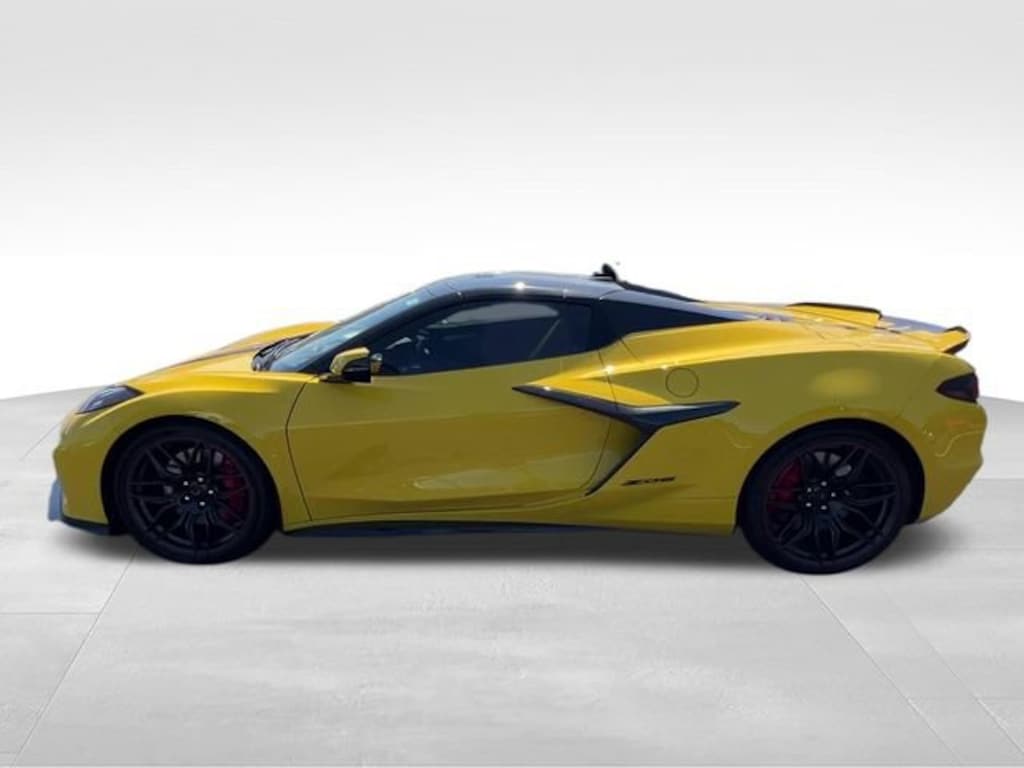 Used 2025 Chevrolet Corvette Z06 3LZ Performance