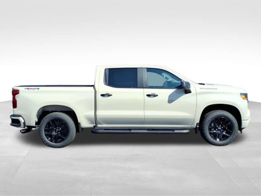 New 2026 Chevrolet Silverado 1500 Custom Truck