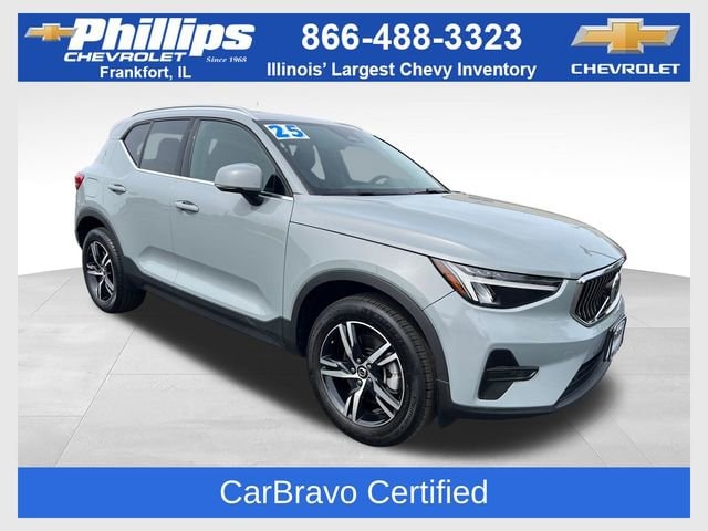 2025 Volvo XC40 B5 Core Bright AWD's photo