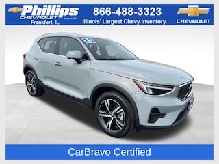 2025 Volvo XC40 Core Bright Theme