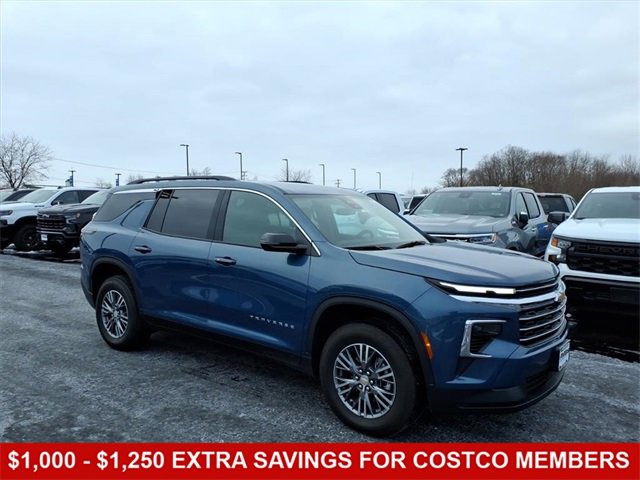 2025 Chevrolet Traverse LT's photo