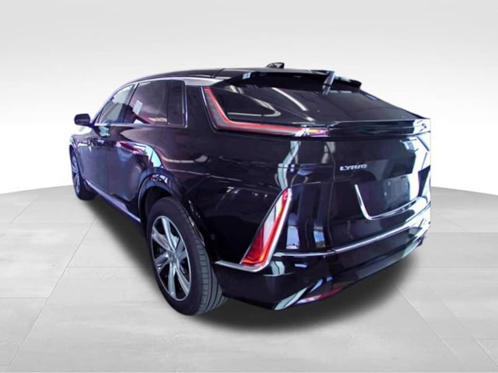 Used 2024 CADILLAC LYRIQ Tech SUV