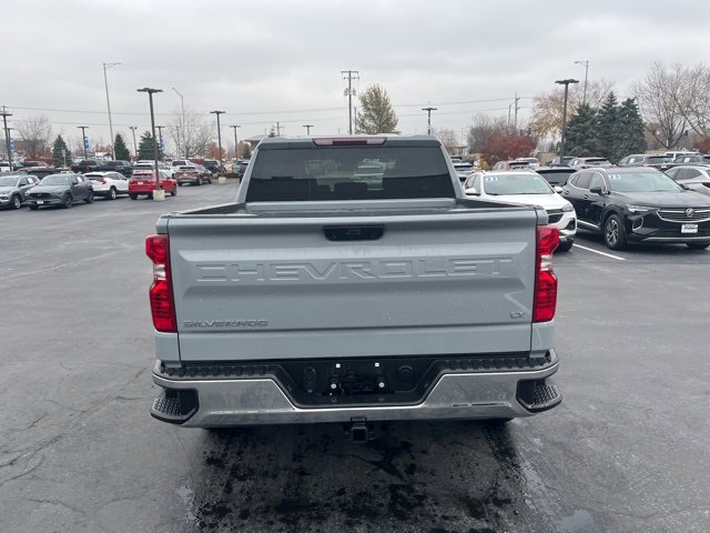 2024 Chevrolet Silverado 1500 LT photo 4