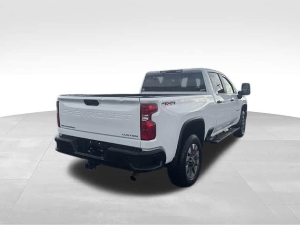 Used 2024 Chevrolet Silverado 2500 HD Custom Truck