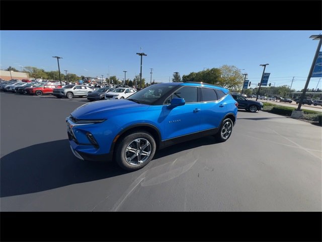 2024 Chevrolet Blazer 2LT photo 3