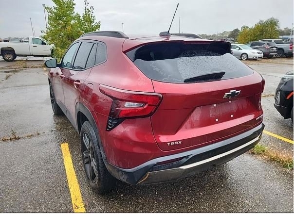 2024 Chevrolet Trax ACTIV photo 2