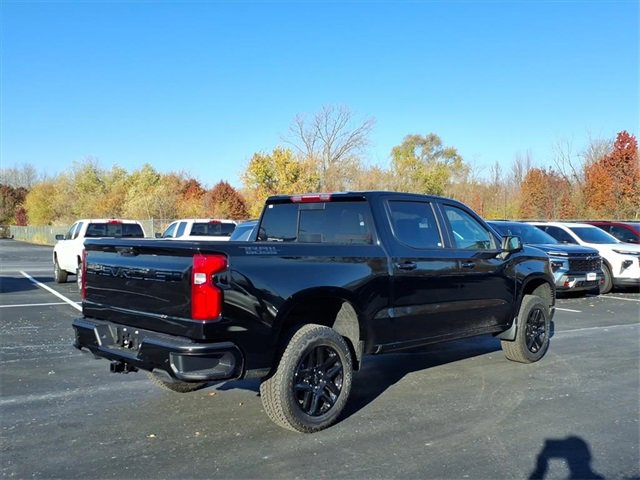 2026 Chevrolet Silverado 1500 LT Trail Boss photo 3