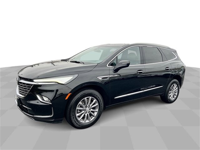 2023 Buick Enclave Essence's photo