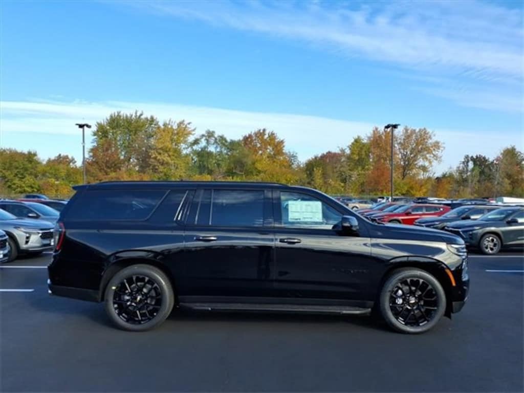New 2026 Chevrolet Suburban RST SUV
