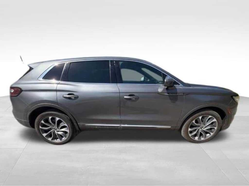 Used 2023 Lincoln Nautilus Reserve SUV