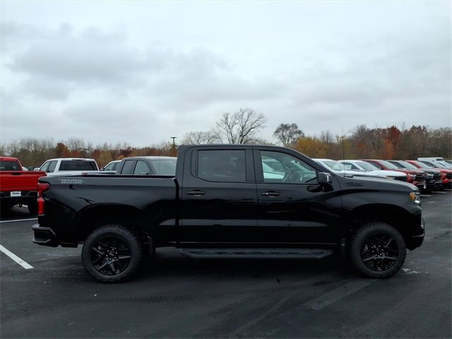 2026 Chevrolet Silverado 1500 LT Trail Boss photo 2