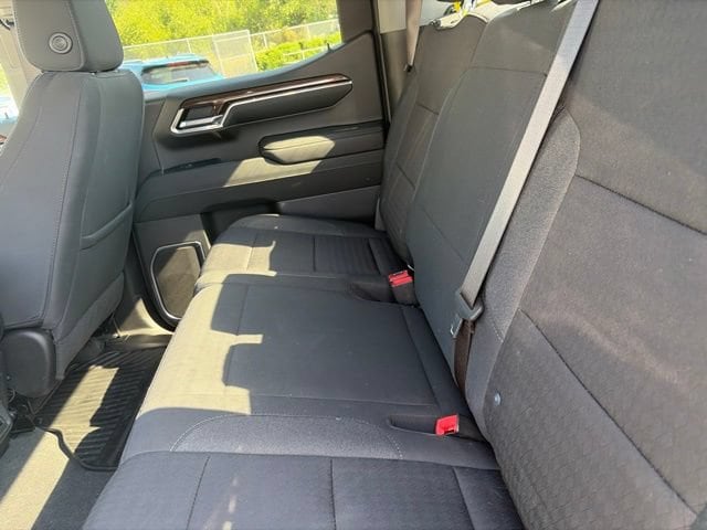 2023 Chevrolet Silverado 1500 LT - Photo 9