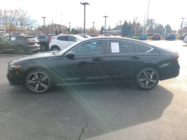2023 Honda Accord Hybrid Sport photo 2