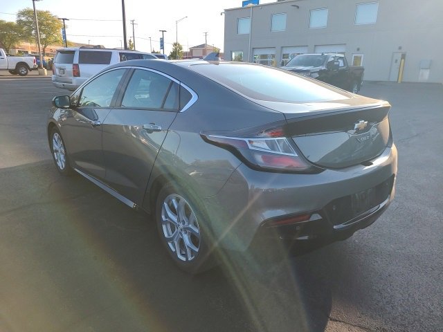 2017 Chevrolet Volt Premier photo 3