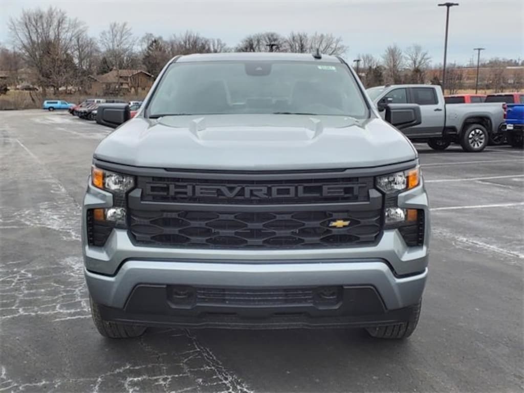 New 2025 Chevrolet Silverado 1500 Custom Truck