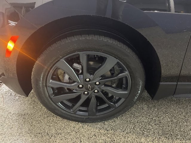 2022 Chevrolet Equinox RS photo 2