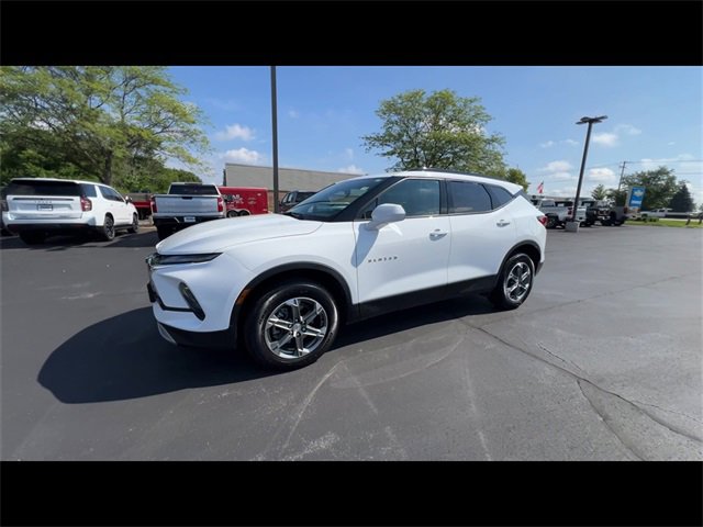 2023 Chevrolet Blazer 2LT photo 4