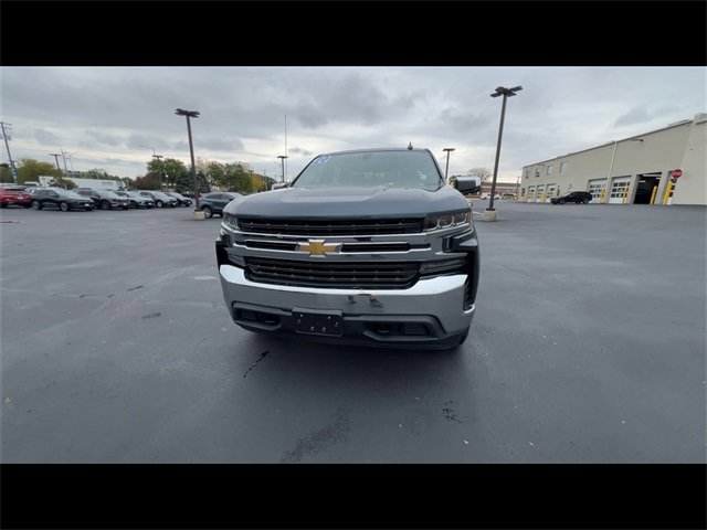 2020 Chevrolet Silverado 1500 LT photo 3