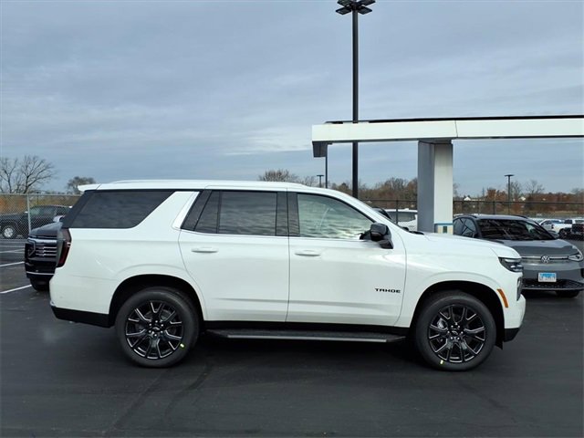 2026 Chevrolet Tahoe LT photo 2