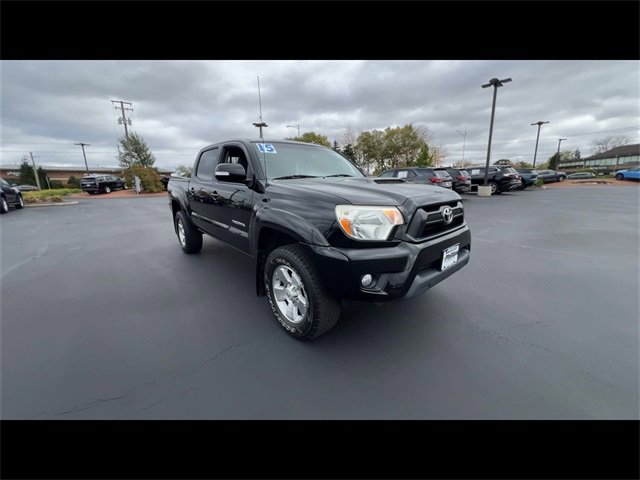 2015 Toyota Tacoma Double Cab V6 photo 2