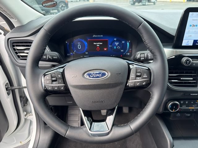 2022 Ford Escape Titanium - Photo 14