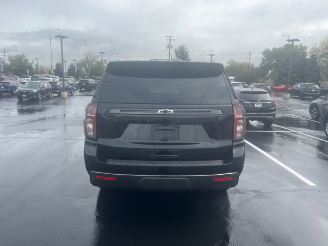 2021 Chevrolet Suburban Z71 photo 3