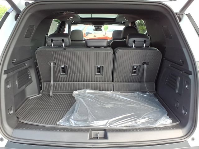 2026 Chevrolet Traverse LT - Photo 11