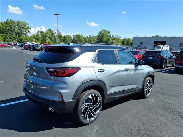 2026 Chevrolet Trailblazer RS photo 3