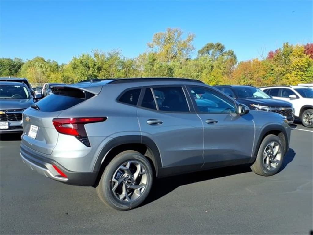 New 2026 Chevrolet Trax LT SUV