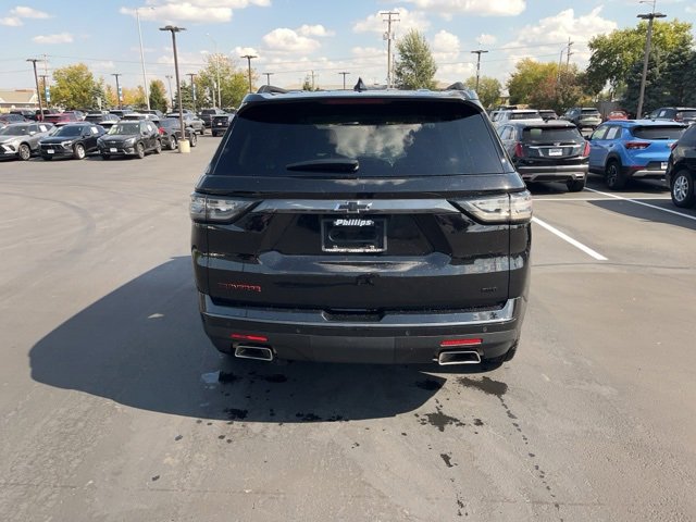 2021 Chevrolet Traverse Premier photo 3